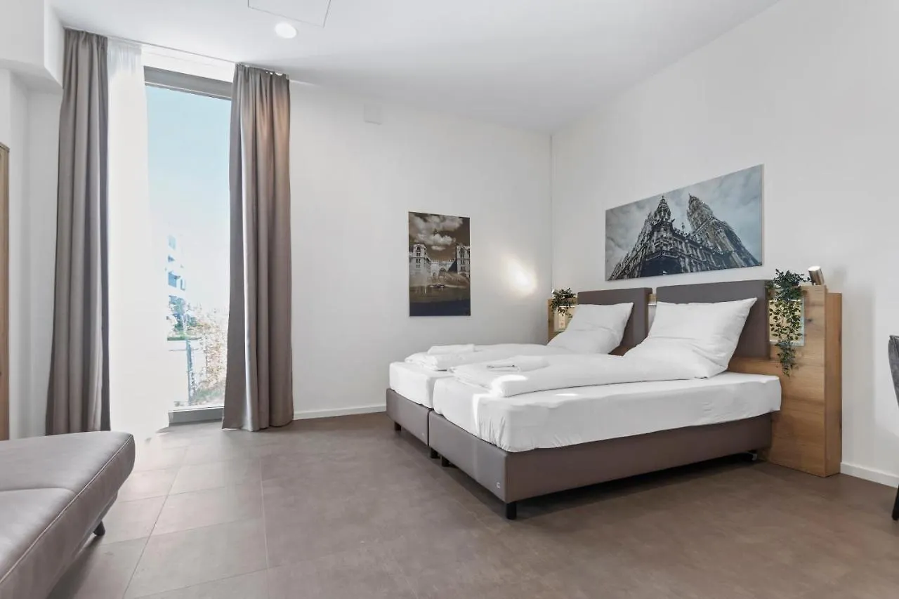 Flatista Homes - Aubing Munich Apartment