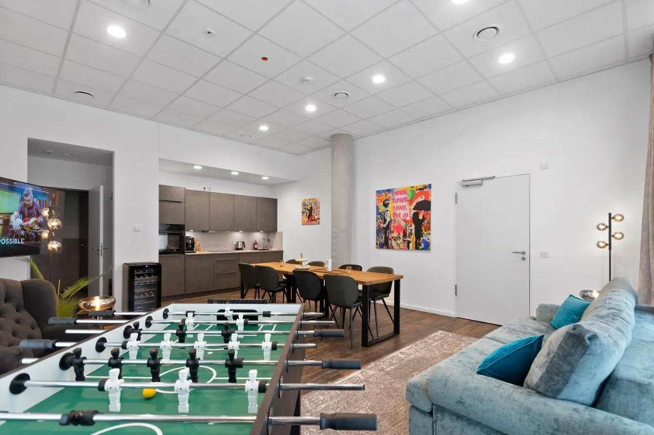 Flatista Homes - Aubing Munich Apartment